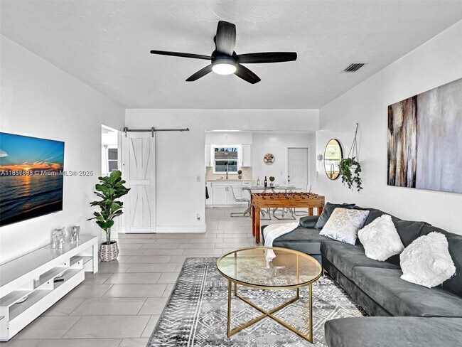 Foto del edificio - 1090 SW 3rd St