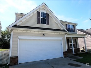 Building Photo - 224 Haywood Ln