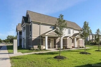 Building Photo - 2524 Deer Lakes Dr
