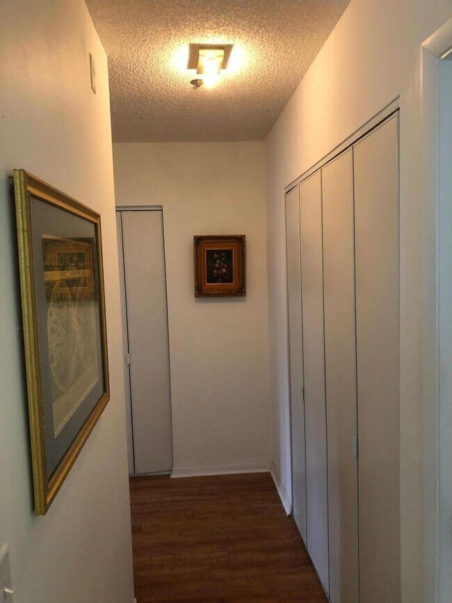 Foto del edificio - 5265 Brisata Cir