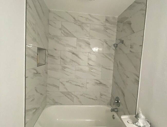 Building Photo - 1362 Del Rio Cir