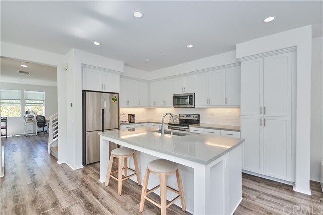 Foto del edificio - 5852 Spring St