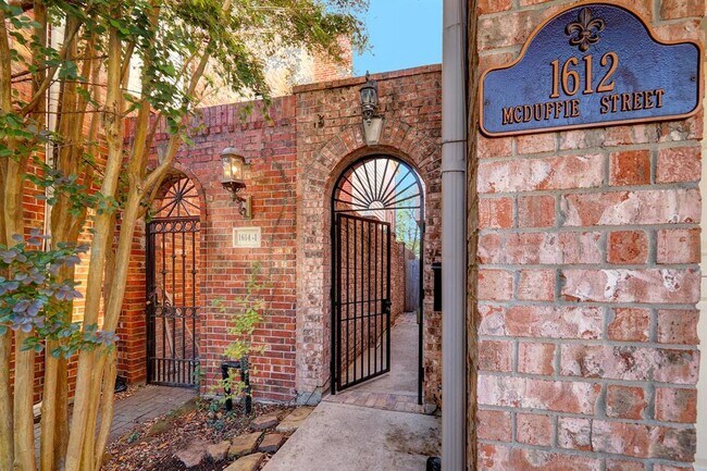 Foto del edificio - 1612 McDuffie St