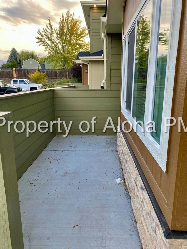 Building Photo - 3594 E Grand Forest Dr