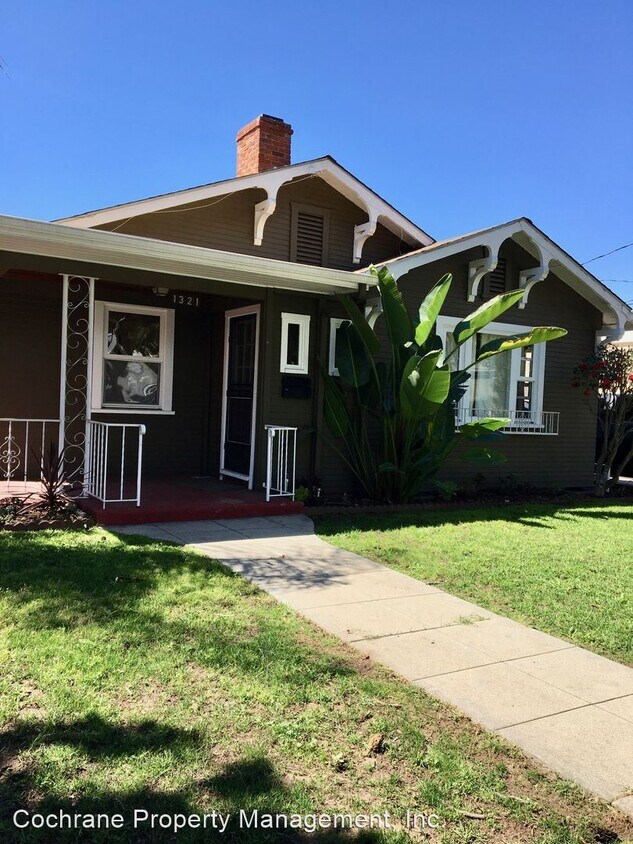 Primary Photo - 2 br, 1.5 bath House - 1321 San Andres Street
