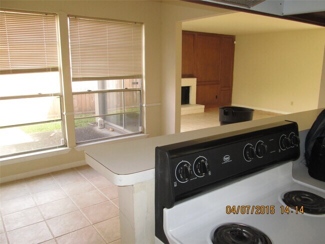 Foto del edificio - 10834 Sugar Hill Dr