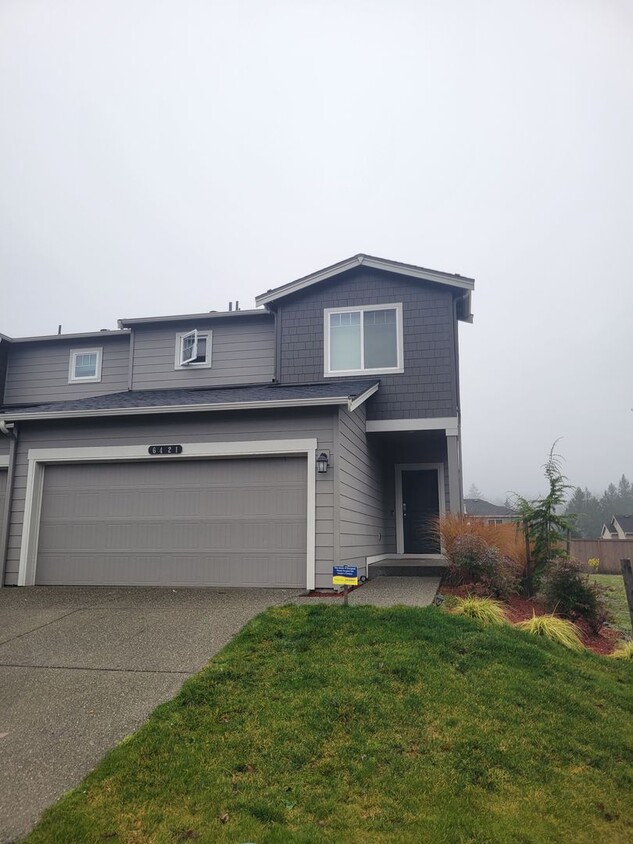 Foto principal - Spacious Bremerton 3 Bedroom, Available Now!