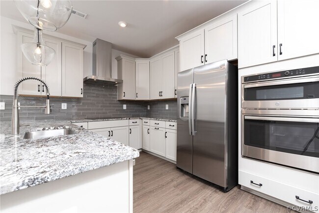 Foto del edificio - 13347 Coalfield Station Ln