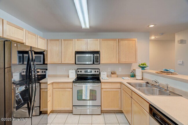 Foto del edificio - 2820 Bloomfield Ln