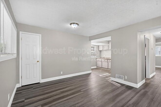 Building Photo - 273 Roderick Dr