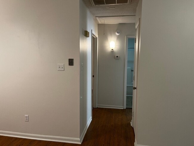 Building Photo - 2424 Educational Dr