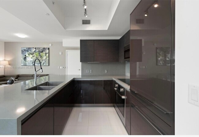 Foto del edificio - 139 NE 32nd St