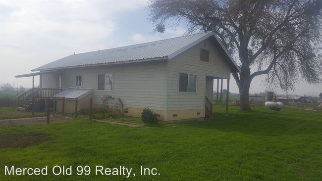 Building Photo - 12563 Childs Ave