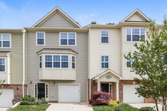 Building Photo - 1205 Heritage Links Dr