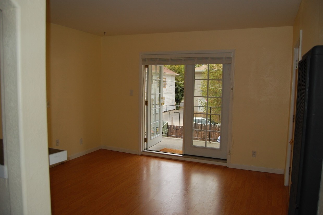 Primary Photo - 2414 P St