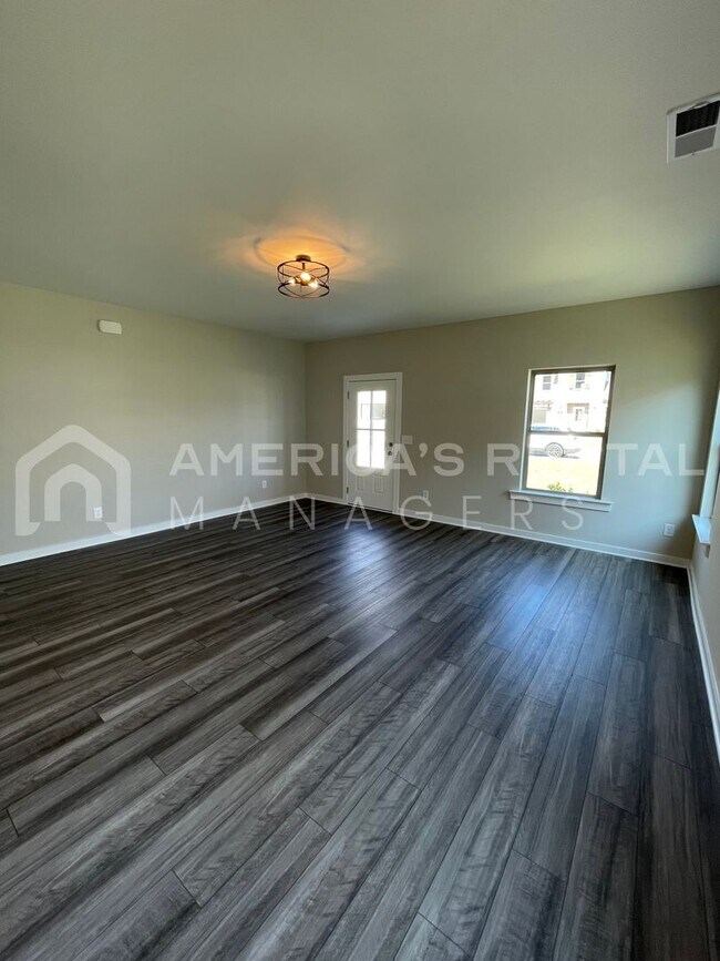 Foto del edificio - New Construction Home for Rent in Jasper, ...