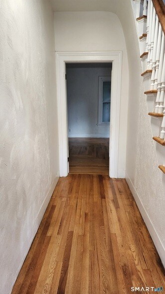Foto del edificio - 326 Cook Ave