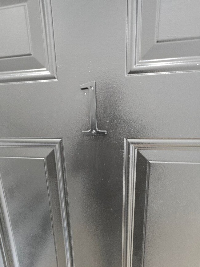 Photo - 1012 W Lanvale St Apartment