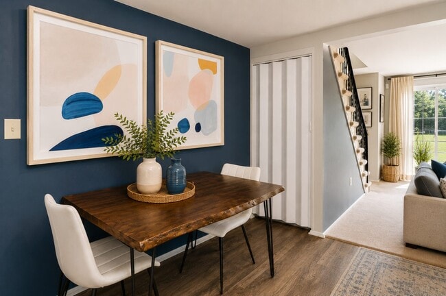 Building Photo - Gwynnbrook Townhomes