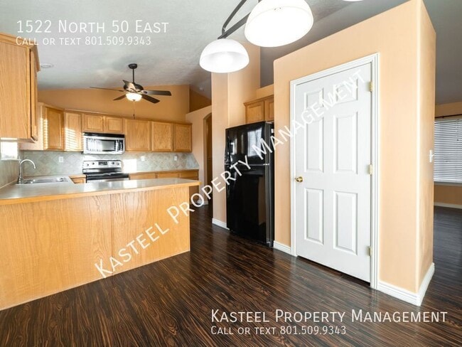 Building Photo - 1522 N 50 E
