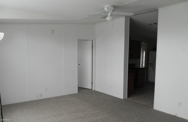 Building Photo - 4 br, 2 bath Mobile Home - 4809 Dove Cross Dr
