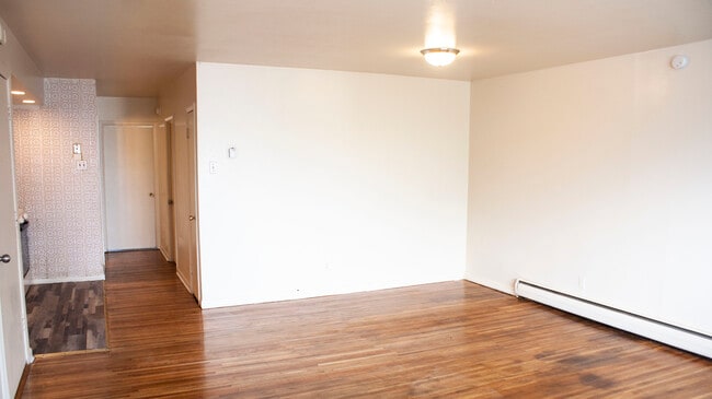 Building Photo - Fernrock Apartments