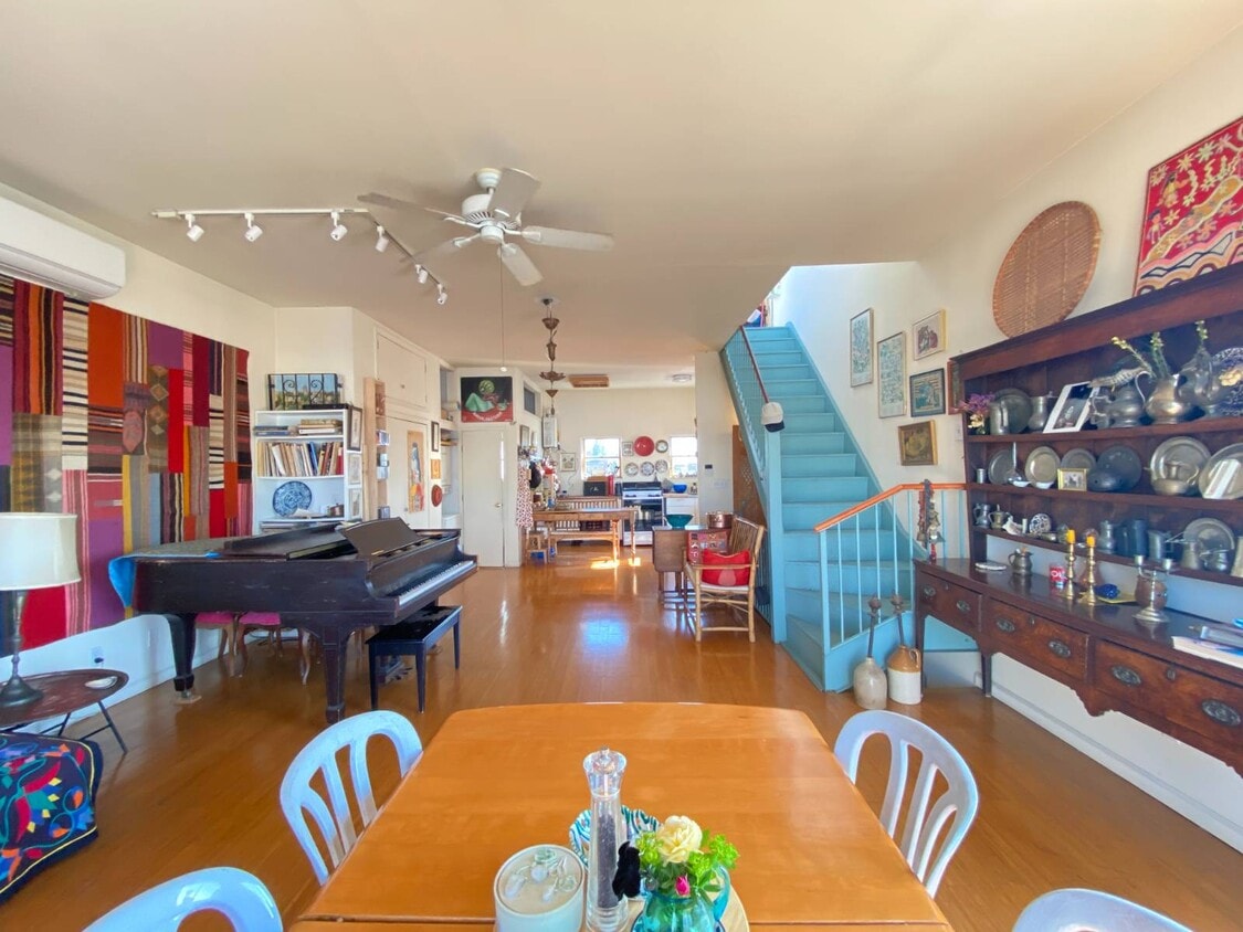 Primary Photo - 62 Degraw St