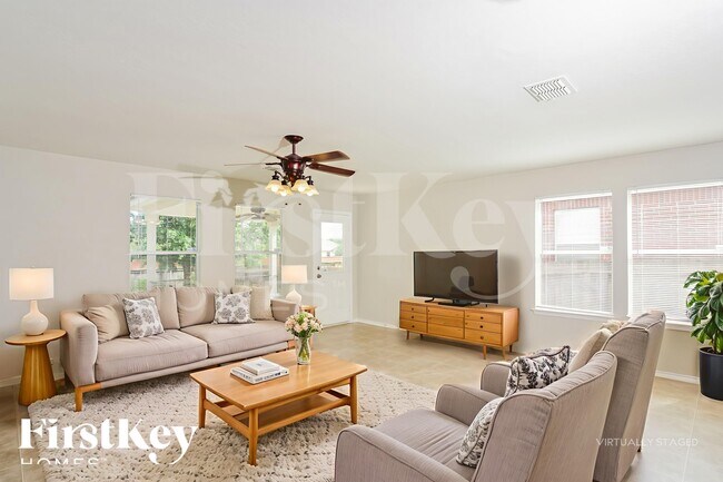 Foto del edificio - 12630 Point Summit