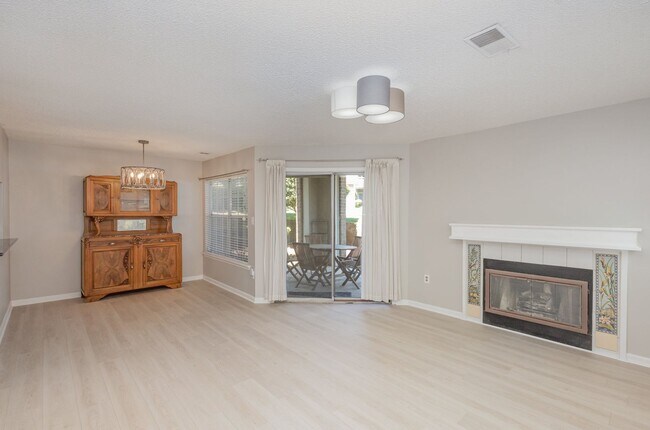Photo - Delightful 2-bedroom, 2-bathroom condo