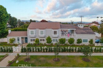 Building Photo - 24622 Santa Clara Ave