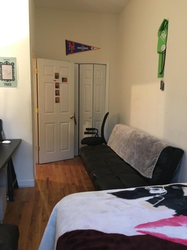 Foto del edificio - 86 Graham Ave