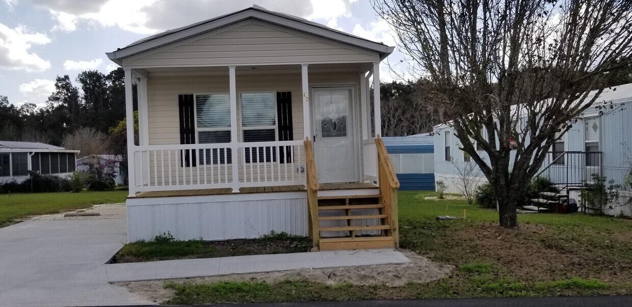 Exterior - 4900 SE 102nd Pl