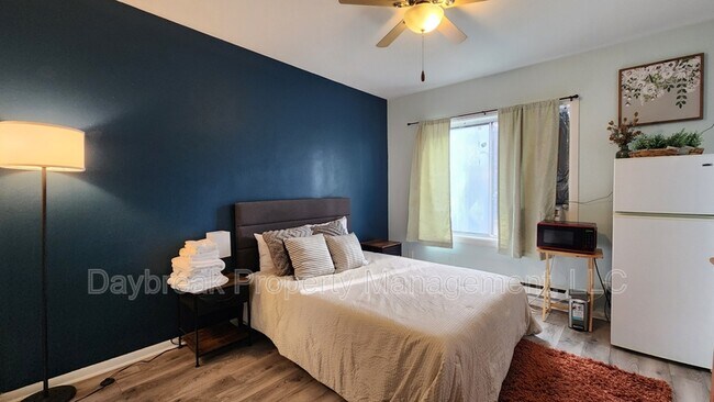 Foto del edificio - 1258 10th St N