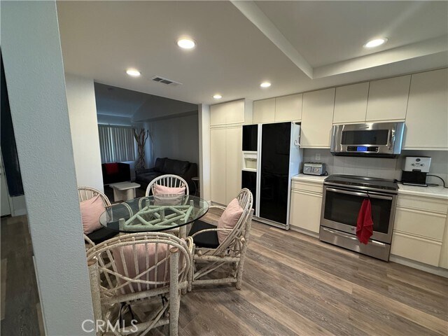 Foto del edificio - 38613 Wisteria Dr