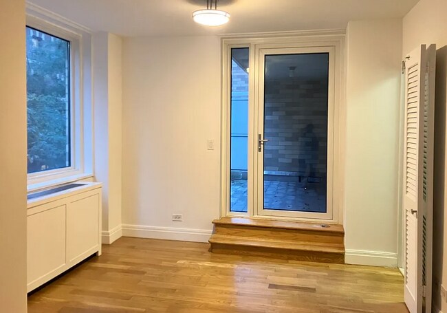 Foto del edificio - 280 W 81st St