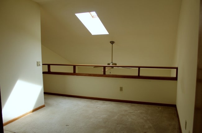 Bedroom - Londonderry Lofts