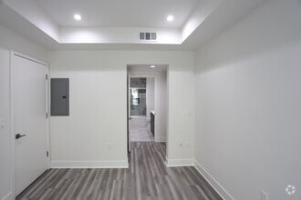 1BR, 1BA-721 SF - The Luxe Residential
