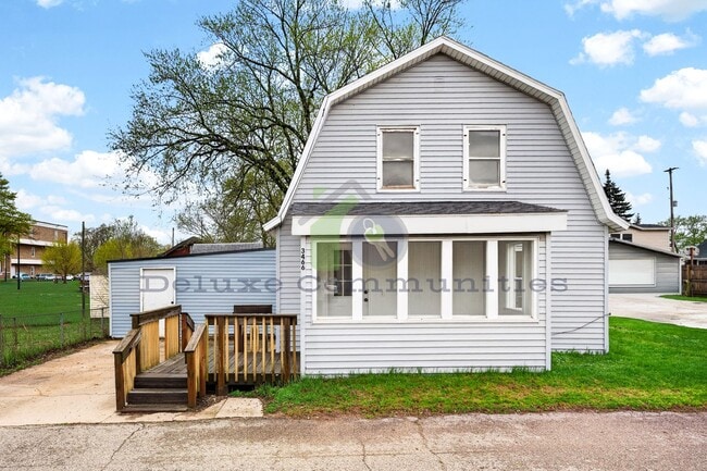Foto del edificio - 3 Bedroom Single Family Home- Wyoming- Completely Remodeled!!!