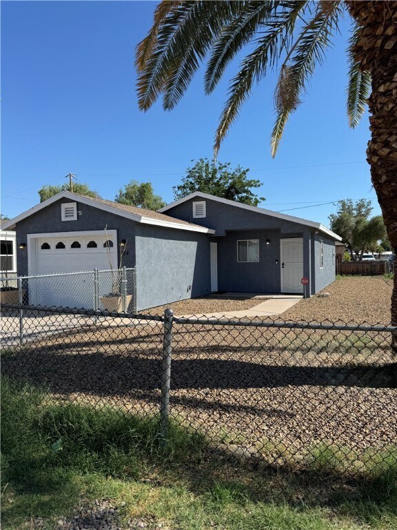 Foto del edificio - 254 Riverwood Ln