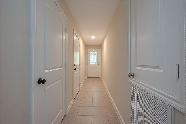 Foto del edificio - 25907 Glen Loch Dr