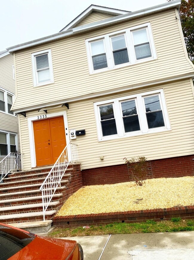 Building Photo - 33 Unity Ave