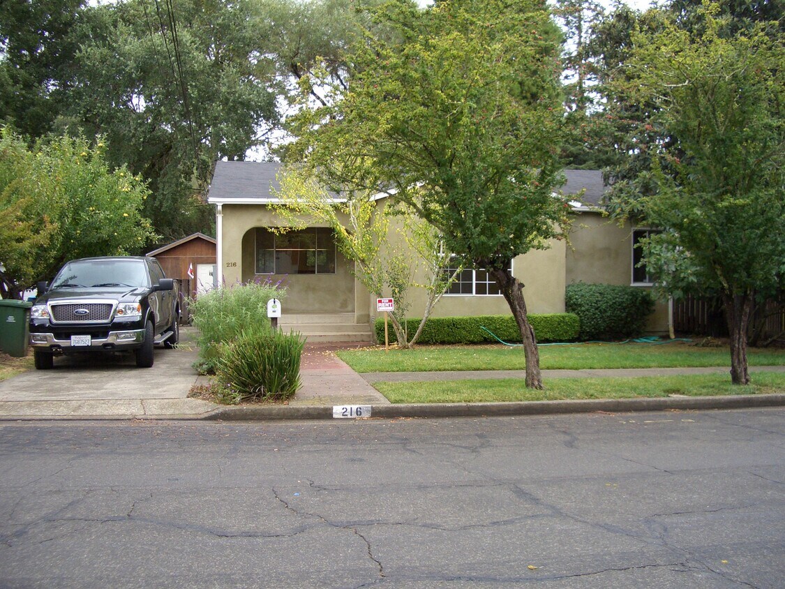 216 San Francisco Blvd, San Anselmo, CA 94960 House Rental in San