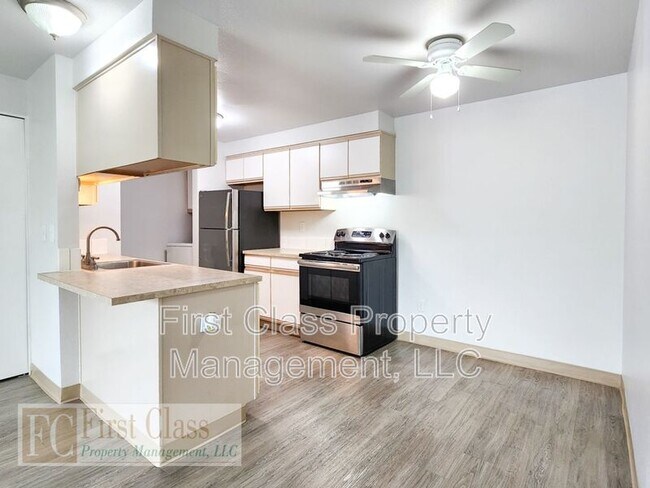 Building Photo - 1255 NW 183RD AVE