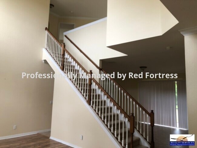 Foto del edificio - 12426 Crooked Creek Ln