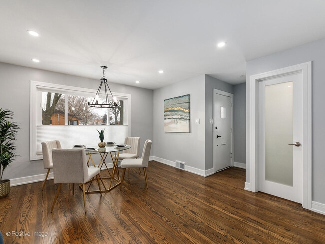 Foto del edificio - 7225 E Prairie Rd