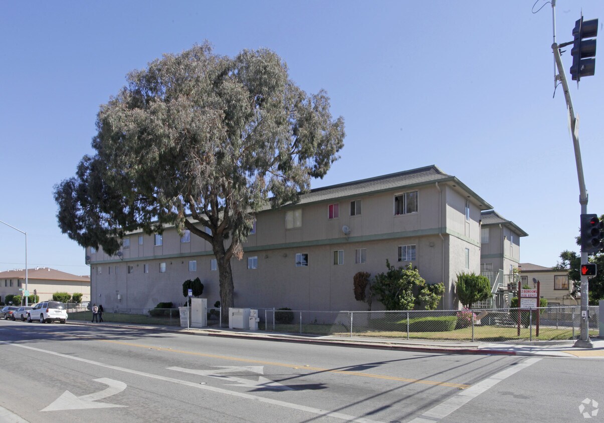 943 Garner Ave, Salinas, CA 93905 Apartments in Salinas, CA