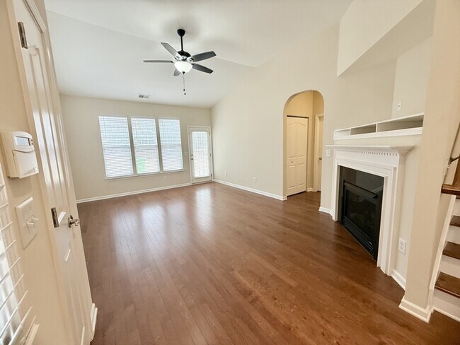 Foto del edificio - 7850 Cape Charles Dr