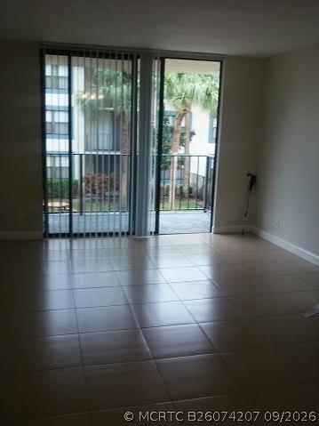 Building Photo - 706 Executive Center Dr