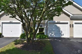 Building Photo - 1815 Moore Ct