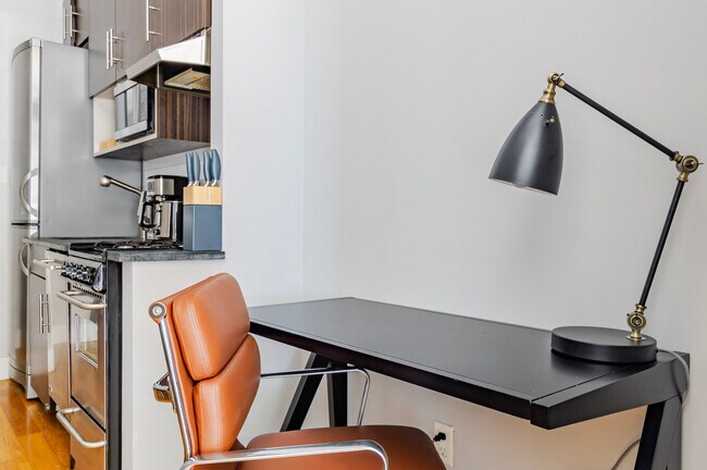 Foto del edificio - 515 W 47th St